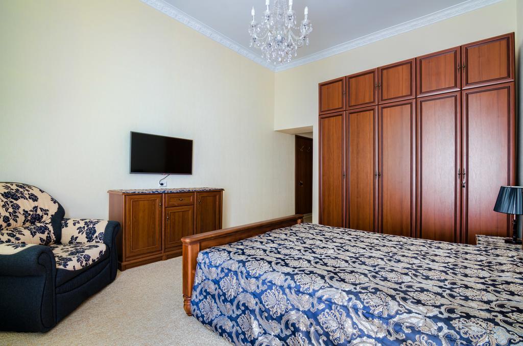 Apartamenty Kulisha 25 Lviv Kültér fotó