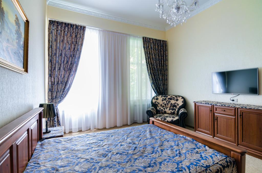 Apartamenty Kulisha 25 Lviv Kültér fotó