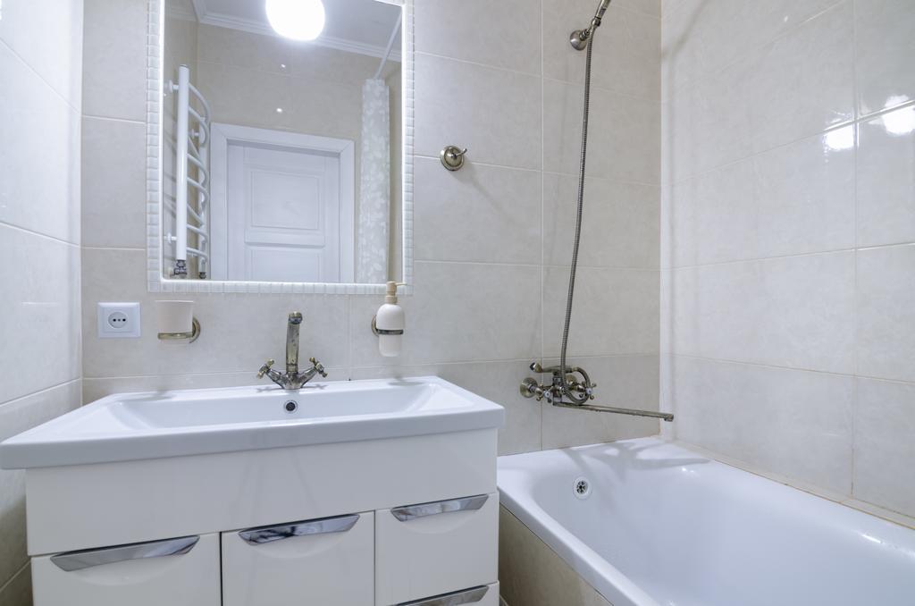 Apartamenty Kulisha 25 Lviv Kültér fotó