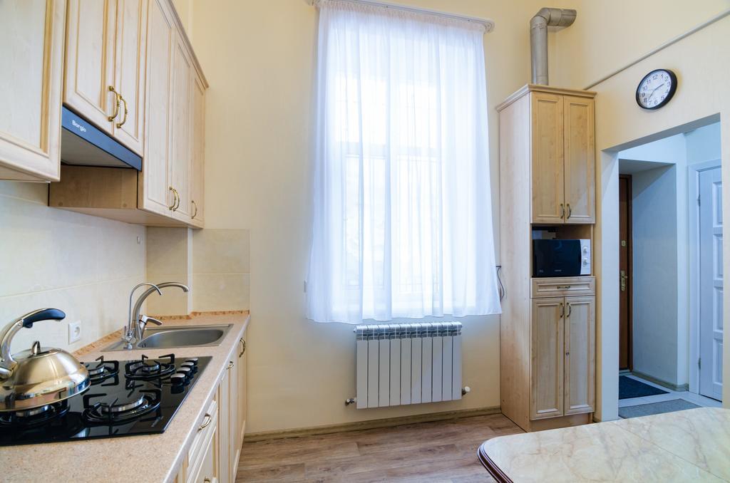 Apartamenty Kulisha 25 Lviv Kültér fotó
